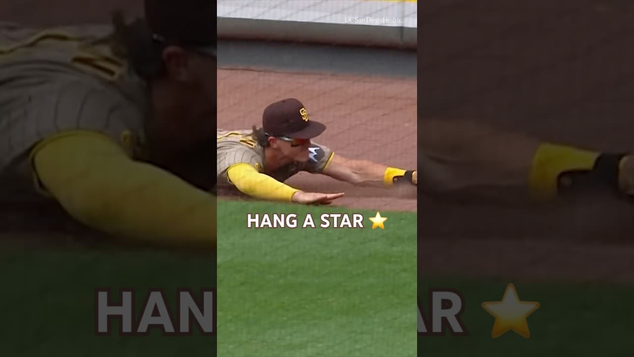 Hang a star on that one ⭐️ #mlb #padres #baseball #sports #catch #highlights #sandiegopadres