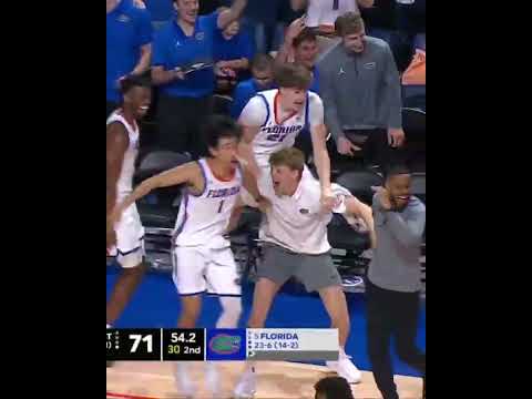 Walk-on Connor Josefsberg ices it for the Gators 🐊