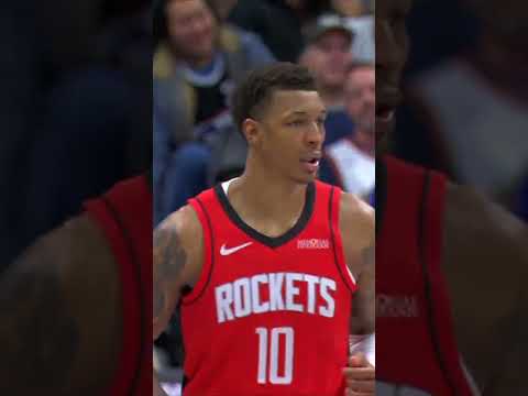 Jabari letting it fly 💸 #rockets