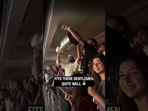 Lord STANLEY on the KISS CAM! 😘🏆