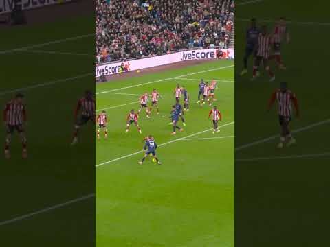 LEANDRO TROSSARD THUNDERBOLT!