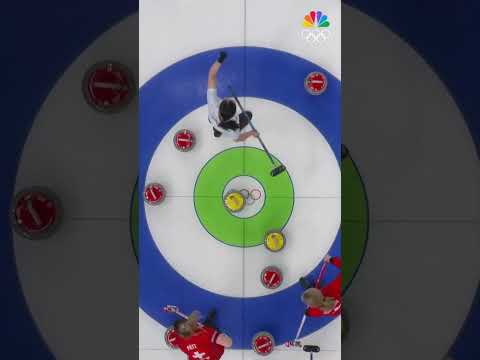 Team Japan rallies to defeat Team Switzerland 7-5 in curling action. 🥌🇯🇵