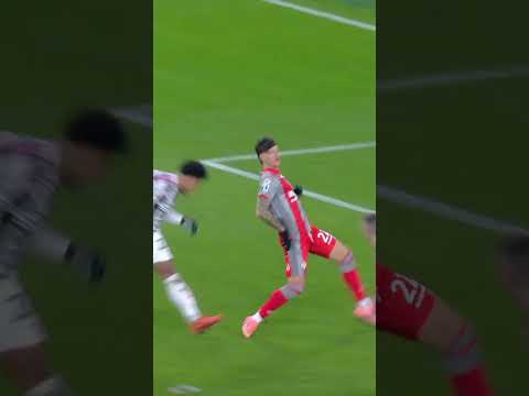 MCKENNIE SCORES!! ​😍​ #shorts #juventus #football