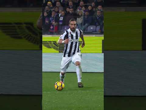 Pipita moment 🥰 | #higuain #fiorentinajuventus #seriea #football