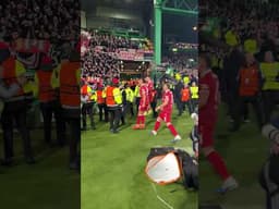 Traumtor von Jamie und dann der Jubel vor der Kurve 😍 #vfb #europaleague #uel #leweling