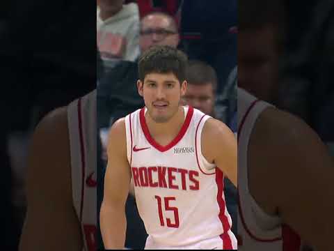 there goes Reed! 👌 #rockets