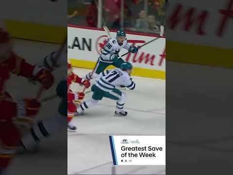 Wolf showcases incredible anticipation, robs Celebrini of a goal 🔥