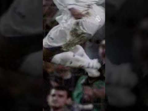 💥 No hesitation!  #RobertoCarlos #RC3 #realmadrid