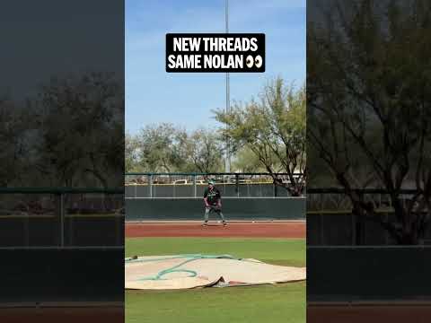 Nolan Arenado gearing up at Diamondbacks camp 🐍