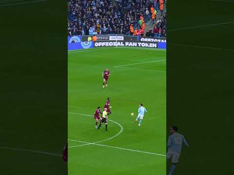 It's not Christmas without Cherki 🥹 #skills #cherki #mancity #football #premierleague #shorts