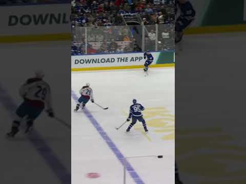 Brock Nelson is on a heater 🔥