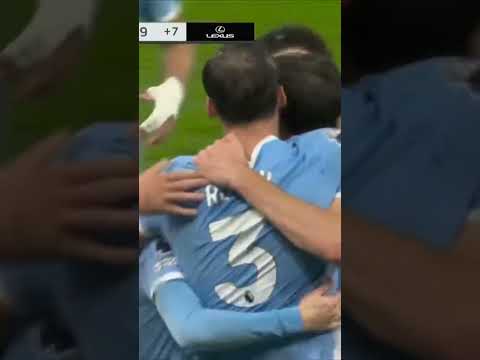 Nico Gonzalez doubles Man City's lead 💥