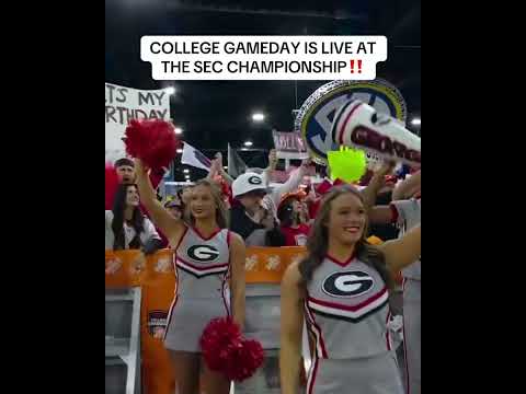 This opening to College Gameday 🔥