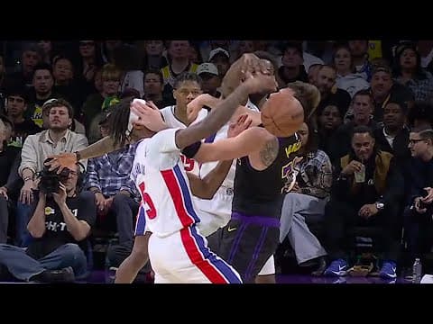 Luka Doncic Gets a TECH for Accidentally Slapping Ronald Holland II 😬