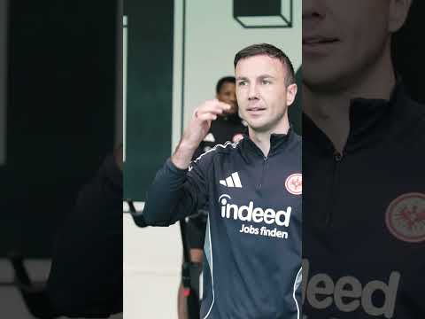 Götze zaubert an der Tischtennis-Platte 🏓 #shorts