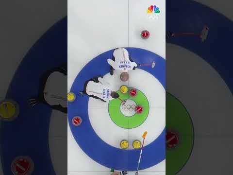 Team Italy open with a four-point end against Team Great Britain. 🥌