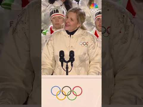 Kirsty Coventry speaks to the athletes at #MilanoCortina2026 ⚡️