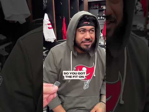 The Bucs debated Cam Skattebo's taco technique 🌮😂 (via @buccaneers/IG)