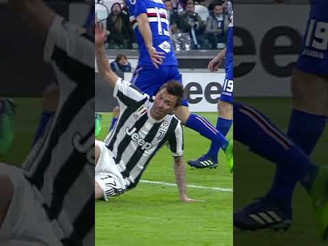 Mario Mandzukic 🤯🤯 #shorts #goal #football