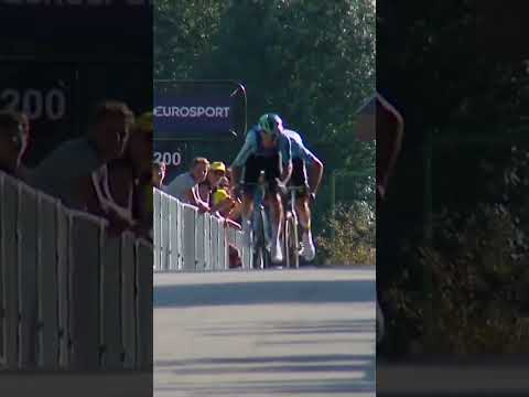 Prodhomme out-kicks Uijtdebroeks to take the win and the GC lead on Stage 2 of the Tour de l'Ain 👏