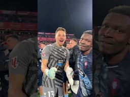 Hay mil maneras de celebrar 🤣 #shorts