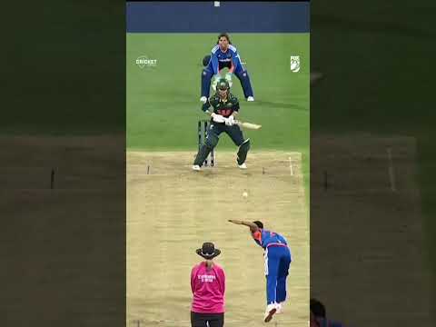 The Perry v Litchfield ramp-off 🔥 #AUSvIND