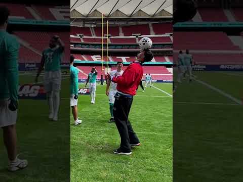 Living the NFL up close 😎