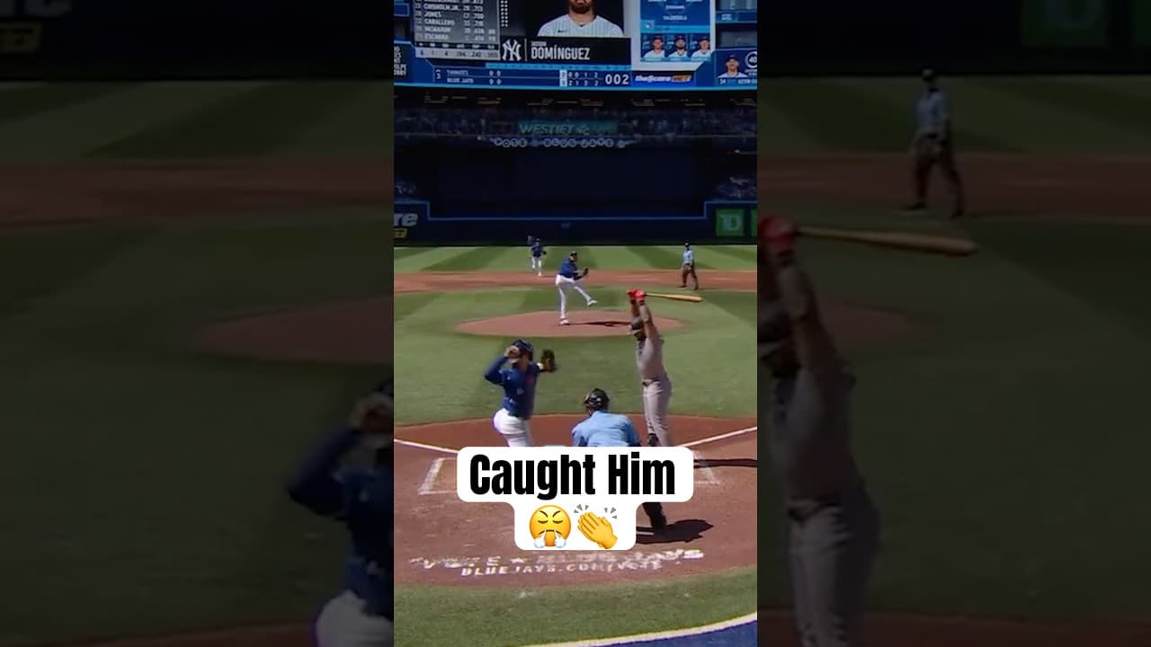 Brandon Valenzuela and Andrés Giménez GOT EM’ 😤 #BlueJays