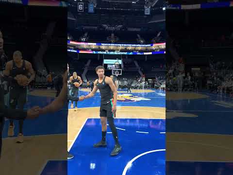 That CB bounce 👀🐰  #spurs #nba #carterbryant