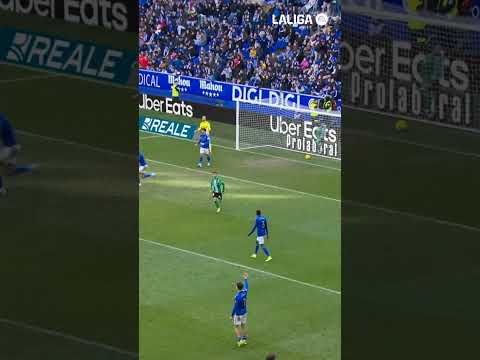 Centro medido + cabezazo a la red 🐐🇦🇷🎯 #LaLigaHighlights