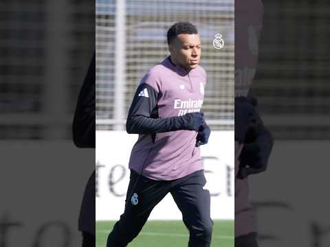 👊 Getting ready for Osasuna! #RMCity