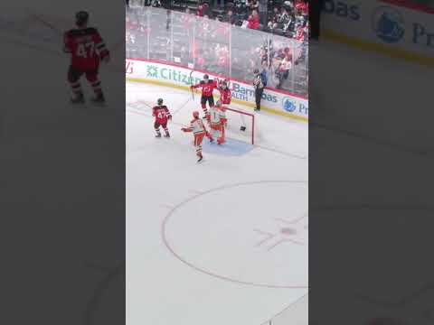 Stefan Noesen's Glitch Goal #devilsvsducks #shorts #nhl #njdevils #hockey