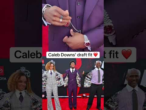 Caleb Downs has pictures of his family inside his suit 🥹