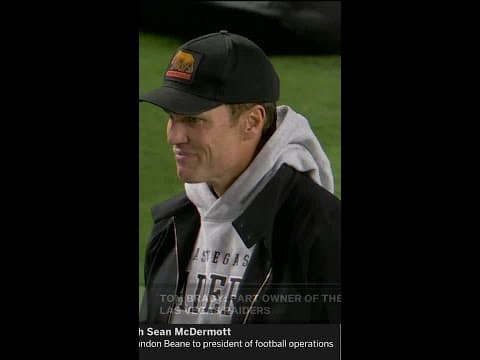 Tom Brady scouting for the Raiders 👀