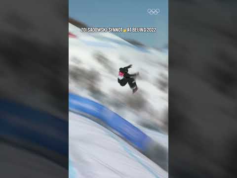 Zoi Sadowski-Synnott soared to victory, earning New Zealand’s first Winter Olympic gold.🥇🇳🇿