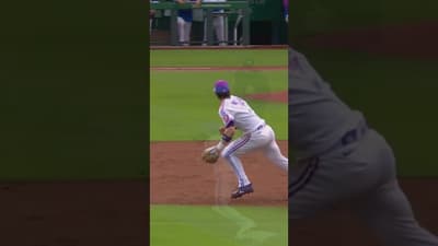 Bobby Scoops and Spins for the Out #kcroyals #bobbywittjr #baseball #MLB #baseballhighlights