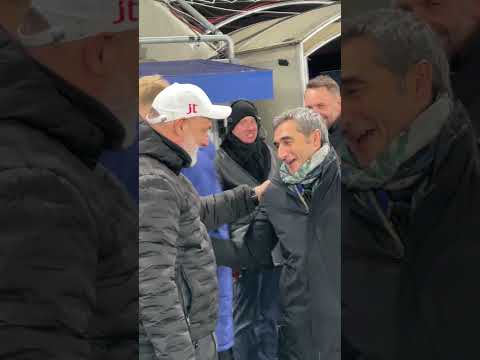 🤝 Děkujeme za vřelé přivítání. Os deseamos buena suerte durante la temporada, Slavia Praha!