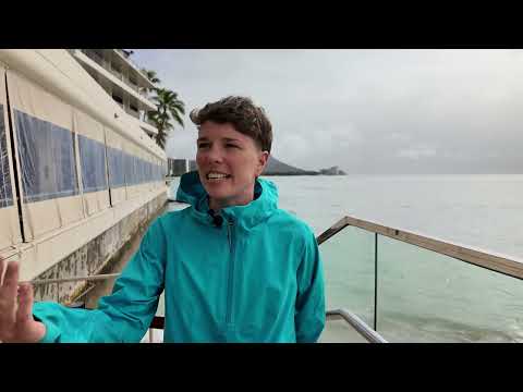 Nikki Hiltz Speaks Before The 2025 Kalakaua Merrie Mile In Honolulu