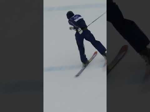 Alex Hall is playing 'CAREFREE' 😤