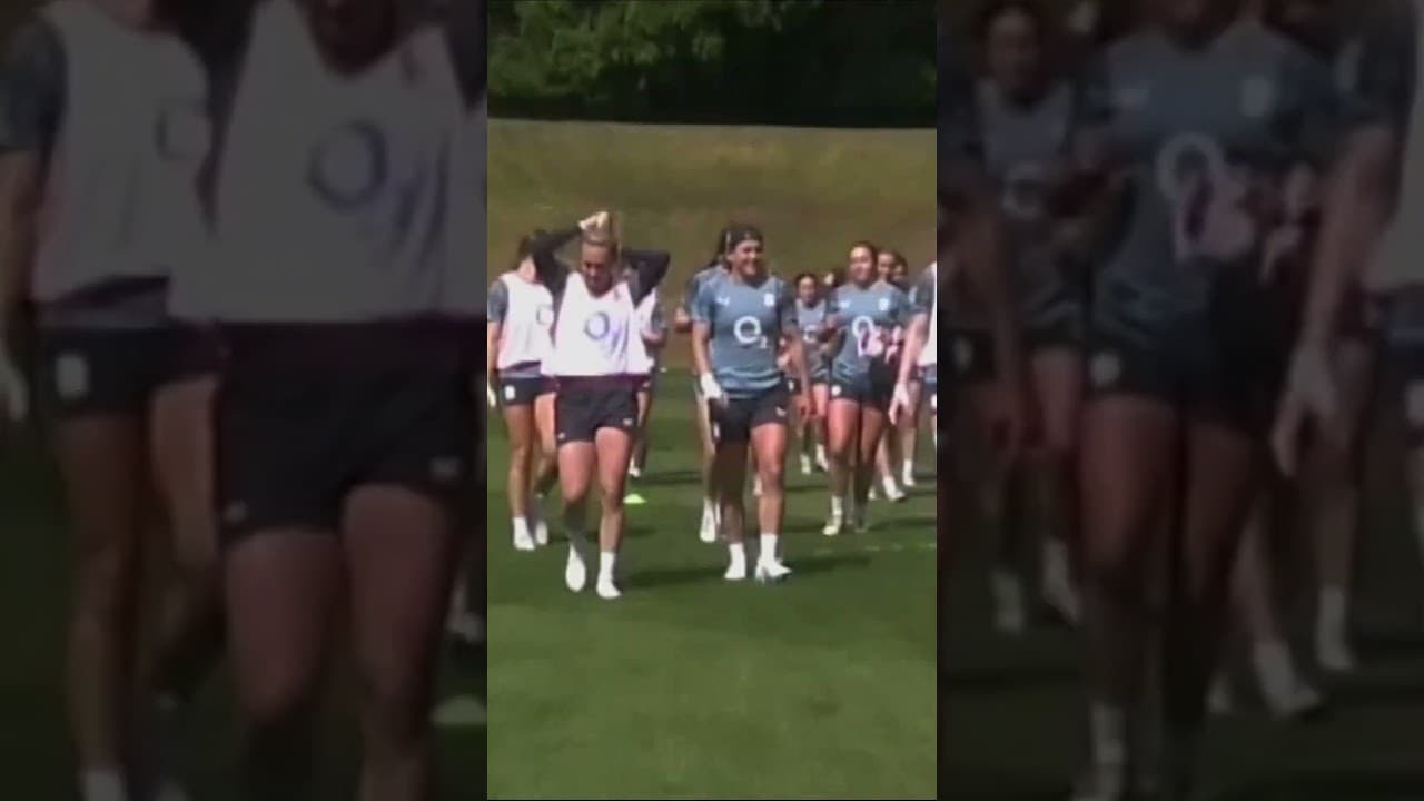 Rugby training on a 2000s video camera 📹 @o2ukofficial #WearTheRose #RedRoses