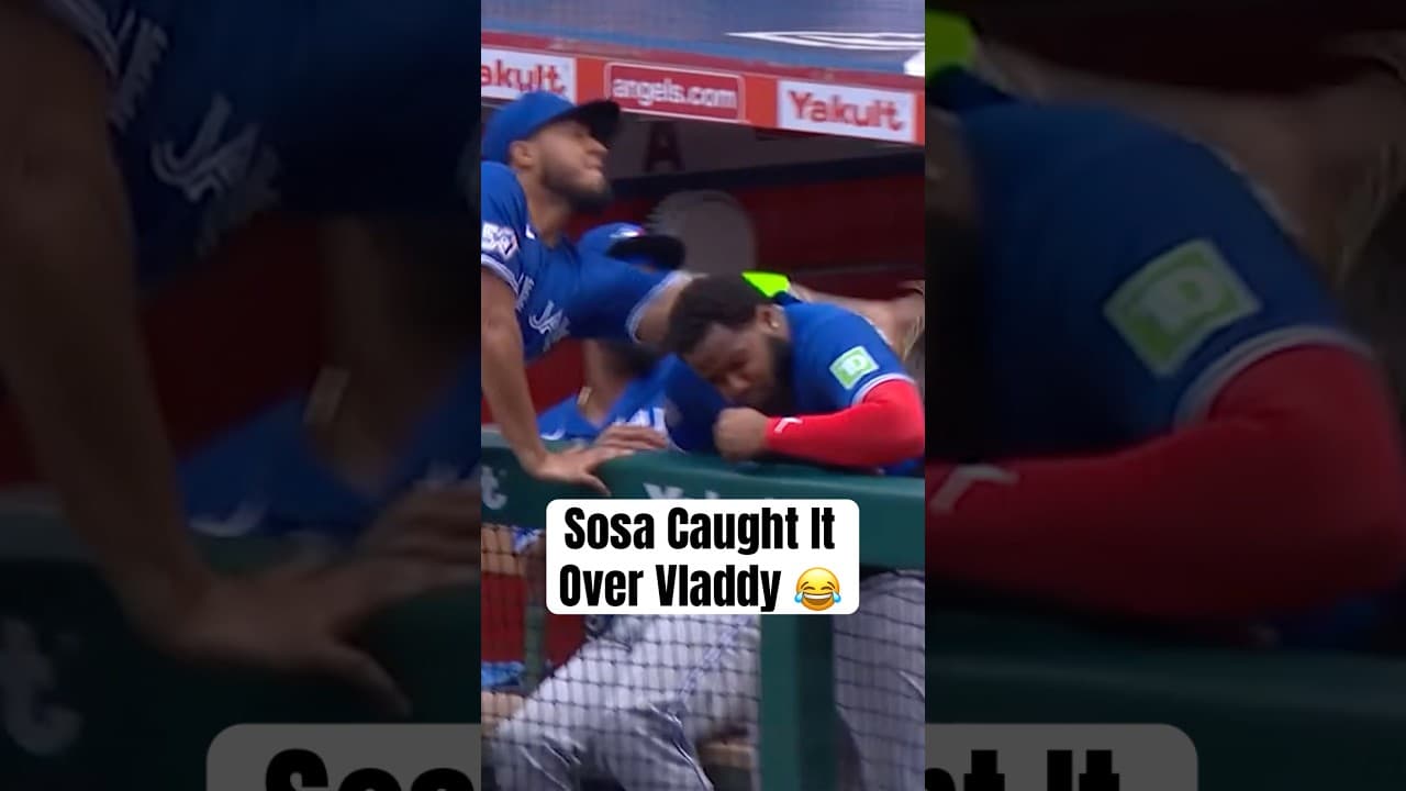 Lenyn Sosa got some help from his friends Vladimir Guerrero Jr. and Eloy Jiménez on this play 😅👏