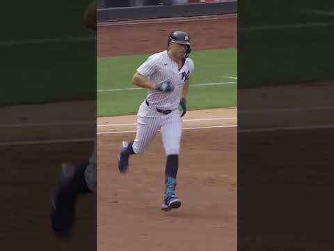 Giancarlo Stanton hits his 3rd homer in 2 days 🚀