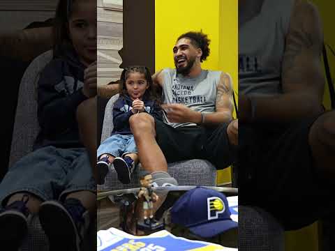 Remi Toppin Tells Tyrese Haliburton and T.J. McConnell to Make a Funny Face 🤪