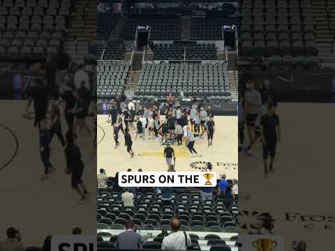 The Spurs take the court for practice on the NBA Finals Court 🤩