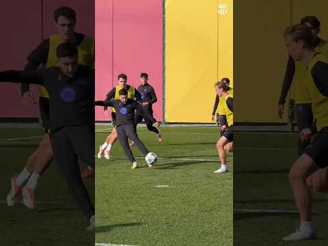 Top bins from Roony 🚀 #fcbarcelona #fcb #shorts #shortsfeed