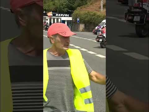 Protests Disrupt Stage 11 Of Vuelta a España 2025