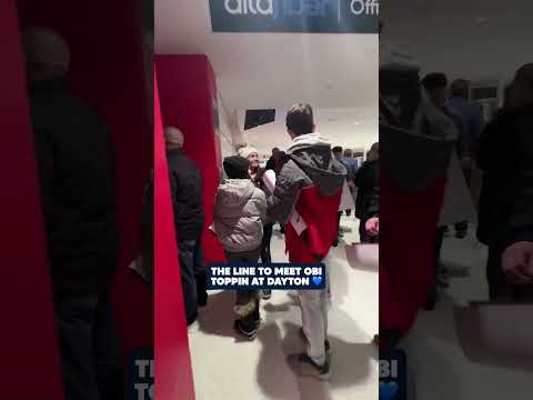 Dayton Fans Line Up to Meet Obi Toppin Ahead of His Hall of Fame Induction 💙