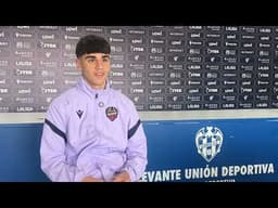 Nacho Pérez: “Debutar en el Ciutat de València es el sueño de cualquier niño que está en la Cantera”