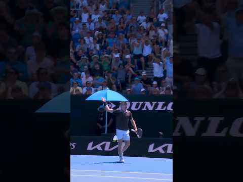 CRUSHED cross court! 🙌