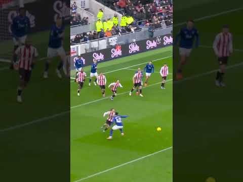 Thiago off the line 🇧🇷⚡️ #brentfordfc #football #igorthiago